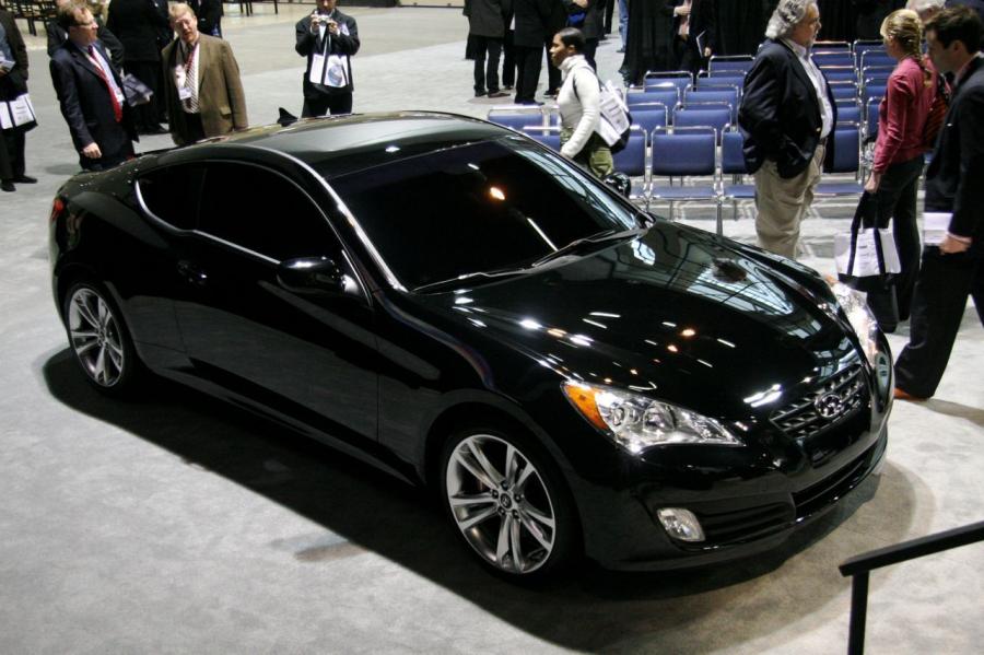  Hyundai Genesis Coupe R-Spec 2009 года  (фото 24 из 36)